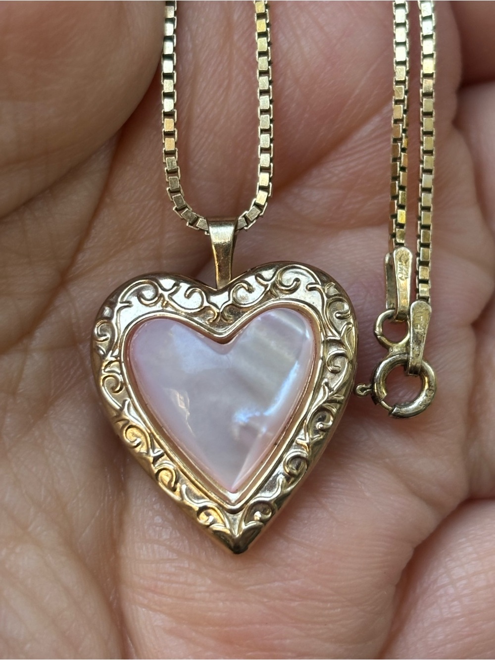14K Gold Filled Pink Mother of Pearl Heart Locket Necklace 20” 925 Chain
